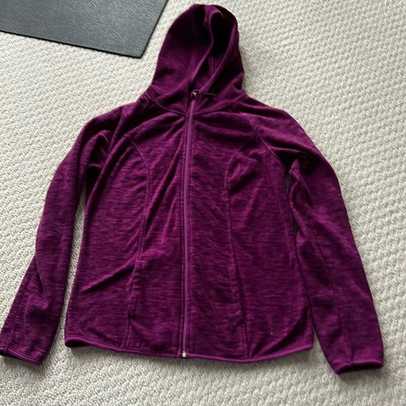 Comfy full zippered hoodie.  Size M. - Picture 1 of 6